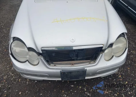 2002 Mercedes-Benz C 230 from USA, damaged, VIN WDBRN47J12A376894